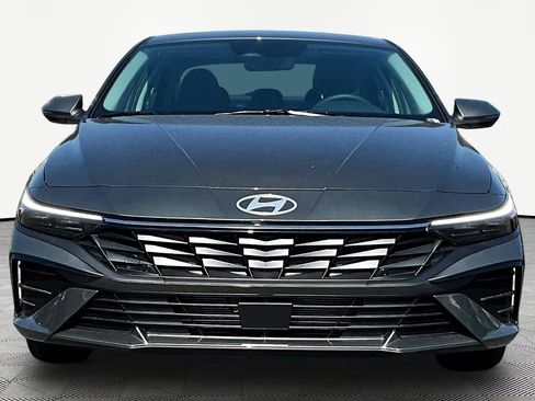 New 2026 Hyundai Elantra Limited FWD image 2