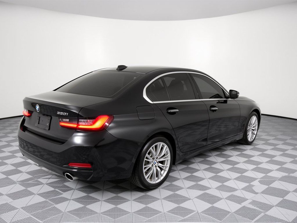 Certified 2024 BMW 330i Sedan w/ Premium Package RWD image 8