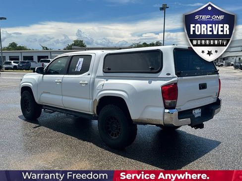 Used 2016 Toyota Tacoma SR5 w/ Towing Package RWD image 4