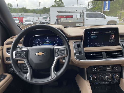 Certified 2024 Chevrolet Tahoe Premier w/ Premium Package AWD/4WD image 23