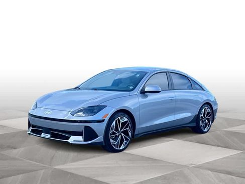 Used 2023 Hyundai Ioniq 6 SEL RWD image 4