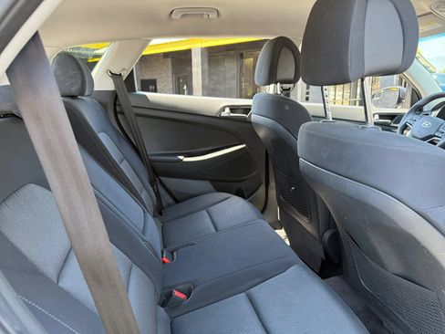 Used 2017 Hyundai Tucson SE w/ SE Popular Package 02 FWD image 17