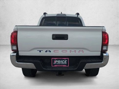 Used 2022 Toyota Tacoma SR5 image 8