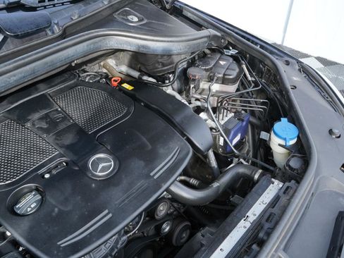 Used 2018 Mercedes-Benz GLE 350 4MATIC w/ Premium 2 Package image 78