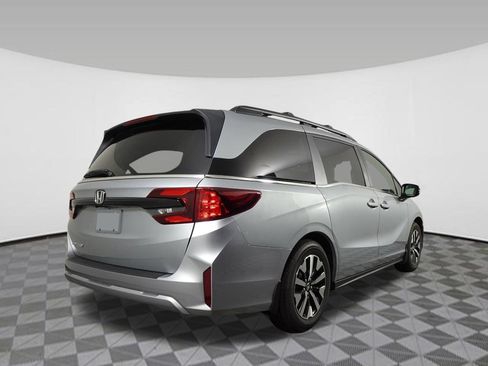New 2026 Honda Odyssey EX-L image 7