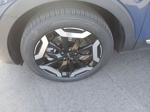 Used 2025 Kia Telluride S AWD/4WD image 10