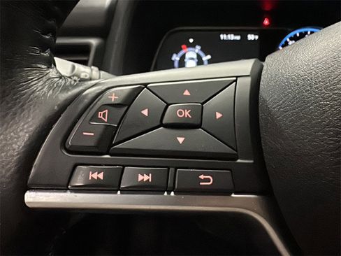 Used 2019 Nissan Leaf SV Plus w/ SV Plus Technology Package image 16