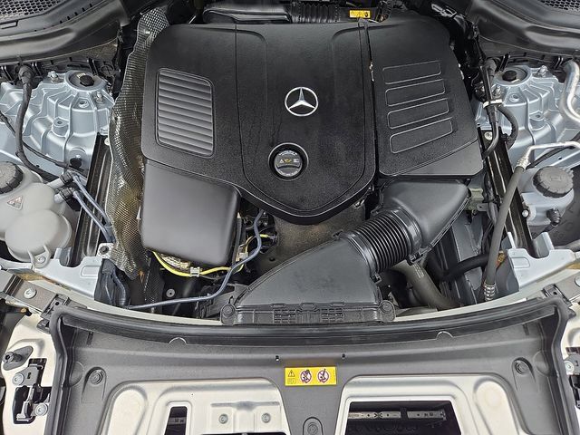 Used 2024 Mercedes-Benz GLC 300 4MATIC w/ Advanced USB Package image 28