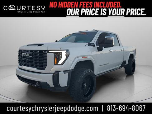 Used 2024 GMC Sierra 3500 Denali Ultimate image 1
