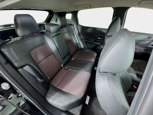 New 2026 Nissan Kicks SR FWD image 24