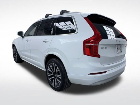 Used 2022 Volvo XC90 T6 Momentum w/ Advanced Package AWD/4WD image 6