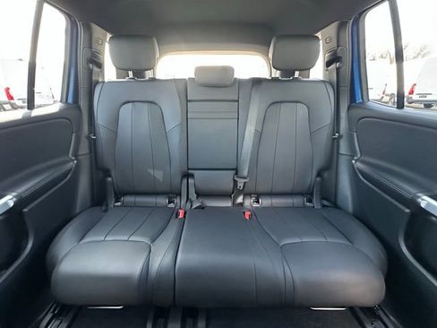 Used 2024 Mercedes-Benz GLB 250 4MATIC image 17