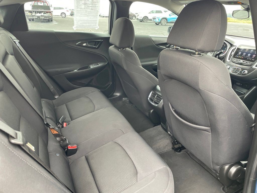 Used 2024 Chevrolet Malibu LT FWD image 23
