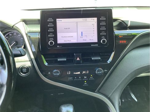 Used 2022 Toyota Camry SE w/ Convenience Package FWD image 12