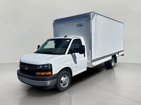 New 2025 Chevrolet Express 3500 w/ Power Convenience Package RWD image 7