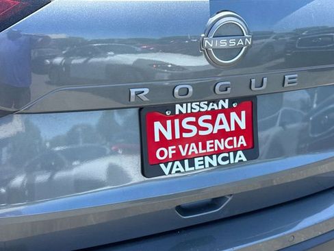 Certified 2024 Nissan Rogue S FWD image 6