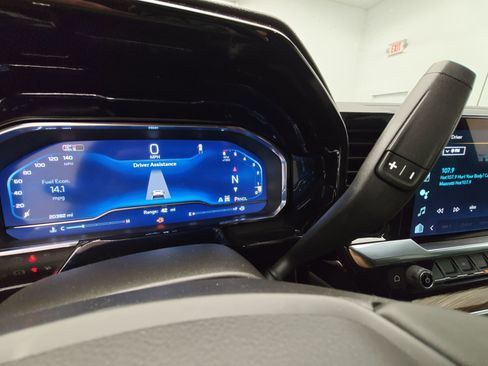 Certified 2024 Chevrolet Silverado 1500 LT image 20