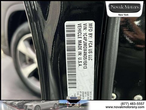 Used 2022 Jeep Cherokee Limited w/ Mopar Interior Package AWD/4WD image 21