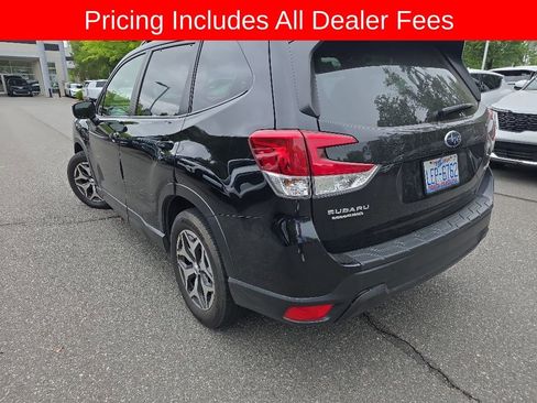 Used 2019 Subaru Forester Premium AWD/4WD image 9