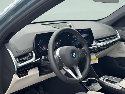 New 2026 BMW X1 xDrive28i w/ Convenience Package AWD/4WD image 9