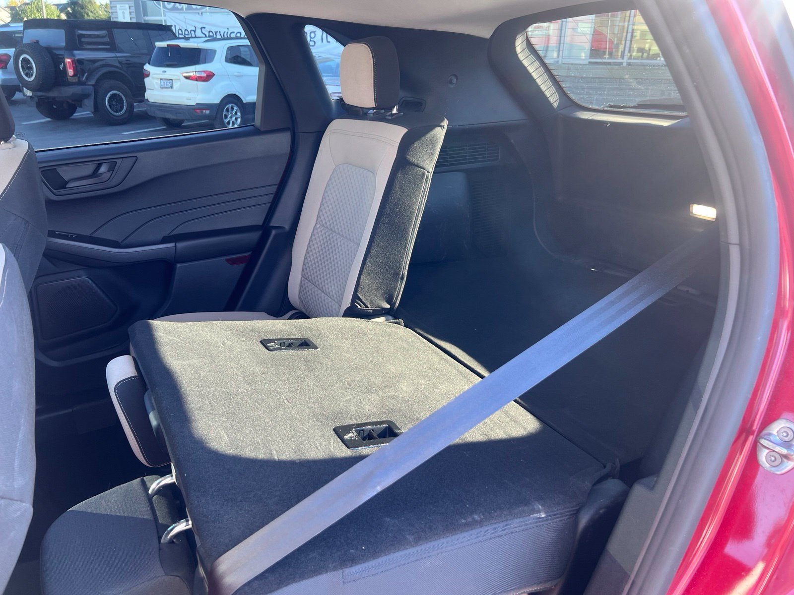 Used 2022 Ford Escape SE w/ Convenience Package FWD image 34