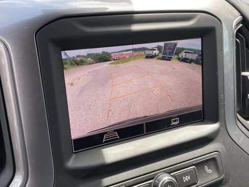 Used 2022 Chevrolet Silverado 1500 Custom RWD image 12