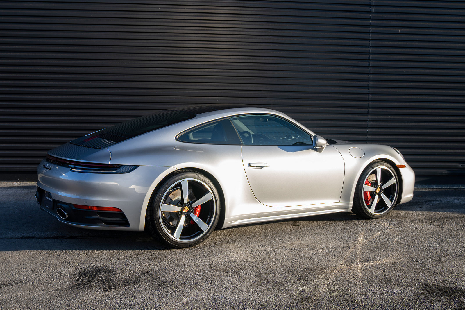 Used 2024 Porsche 911 Carrera S RWD image 4