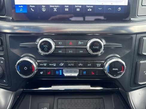 Used 2025 Ford F150 Lariat w/ Equipment Group 502A High AWD/4WD image 38
