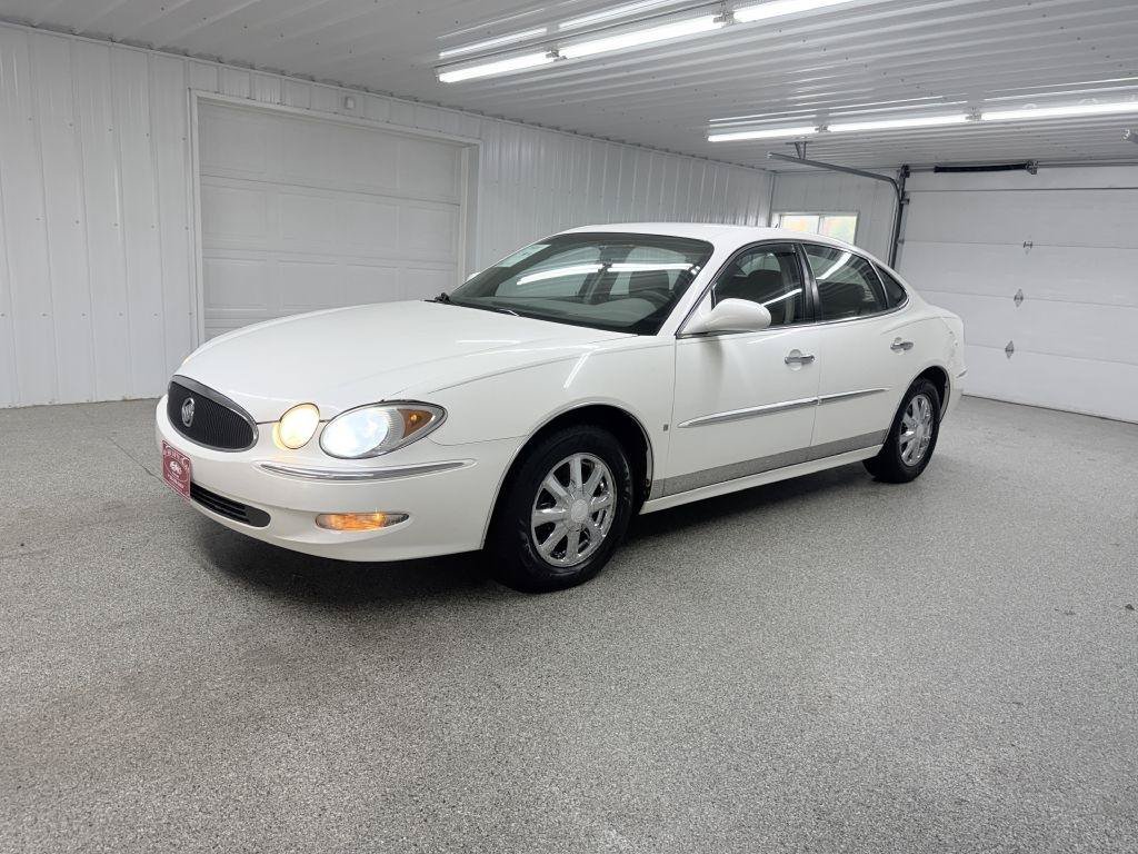 Used 2006 Buick LaCrosse CXL w/ Chrome Appearance Package FWD image 3