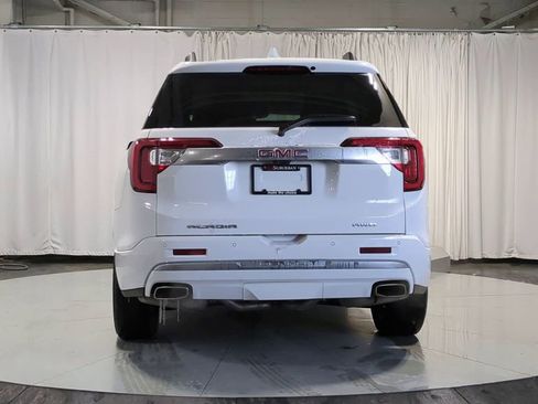 Used 2023 GMC Acadia Denali w/ Denali Ultimate Package image 9