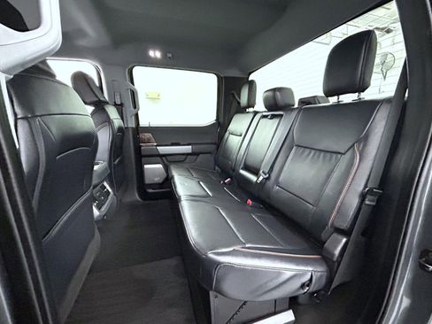 Used 2025 Ford F350 Lariat w/ Black Appearance Package AWD/4WD image 19