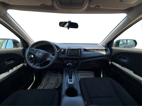 Used 2018 Honda HR-V LX image 23