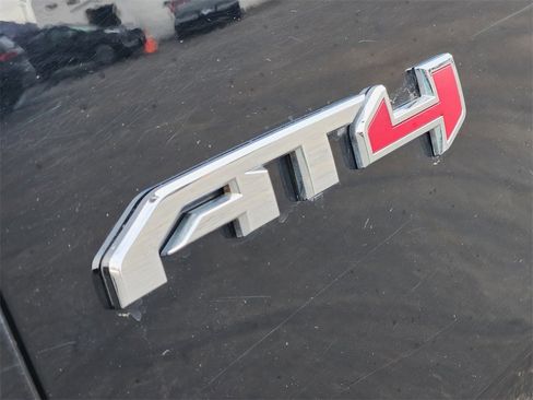 Used 2022 GMC Yukon AT4 image 7