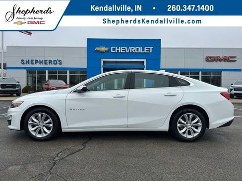 Used 2025 Chevrolet Malibu LT image 1