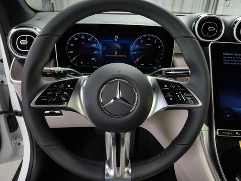 New 2026 Mercedes-Benz GLC 300 4MATIC image 13