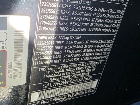 Used 2014 Land Rover Range Rover Sport HSE image 26