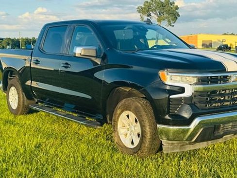 Used 2023 Chevrolet Silverado 1500 LT RWD image 4