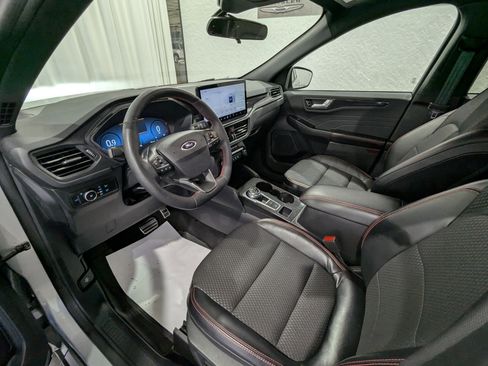 Used 2023 Ford Escape ST-Line Select w/ Tech Pack #2 image 14