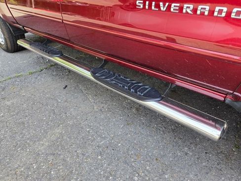 Used 2017 Chevrolet Silverado 1500 LT w/ All Star Edition image 3