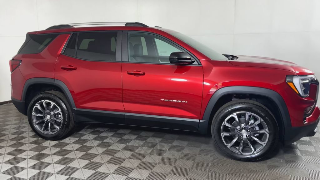 New 2027 GMC Terrain Elevation w/ Elevation Premium Package AWD/4WD image 2
