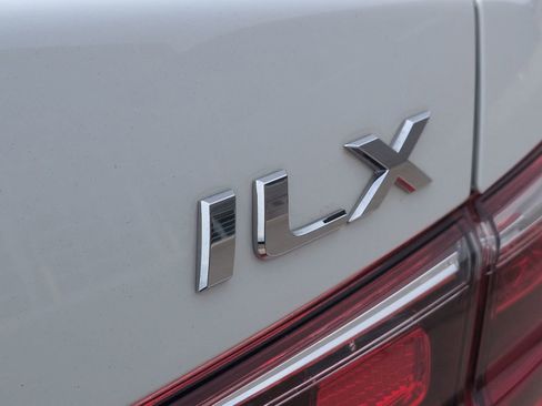 Used 2016 Acura ILX image 14