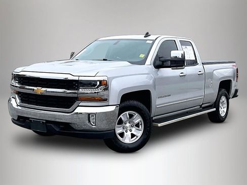 Used 2017 Chevrolet Silverado 1500 LT w/ All Star Edition image 5