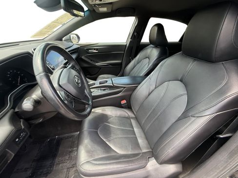 Used 2022 Toyota Avalon XLE FWD image 10