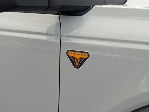 New 2026 Ford Bronco Badlands AWD/4WD image 16