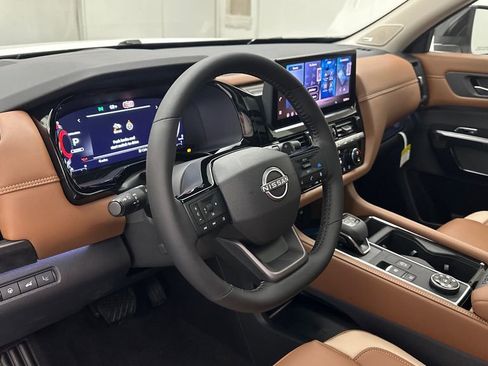 New 2026 Nissan Pathfinder Platinum w/ Cargo Package AWD/4WD image 18