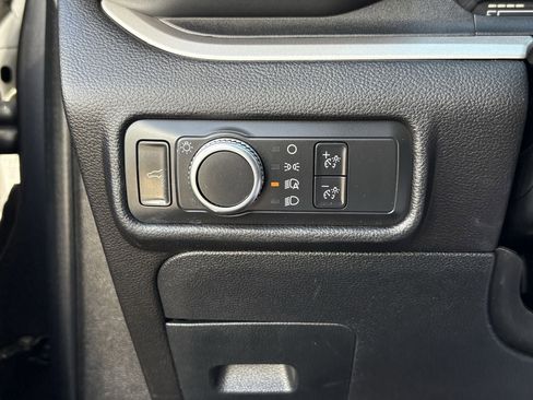 Used 2022 Ford Explorer XLT RWD image 23