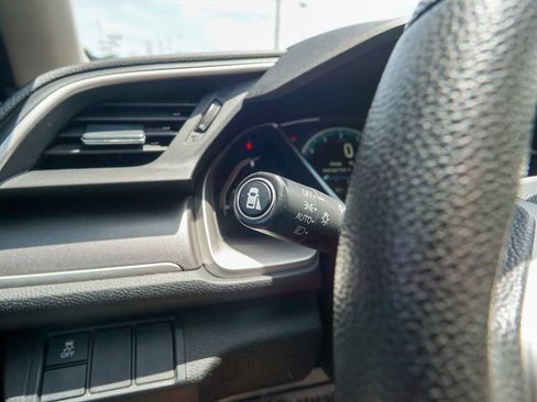 Used 2017 Honda Civic EX image 18