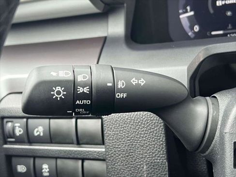 Used 2025 Toyota Tacoma TRD Sport image 22