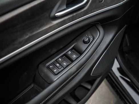 New 2026 Jeep Grand Cherokee L Limited AWD/4WD image 20