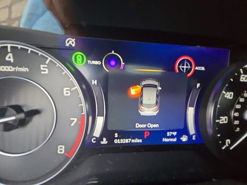 Certified 2025 Acura RDX SH-AWD w/ Technology Package image 15